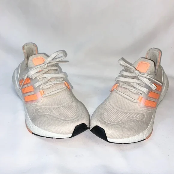 adidas Women's Athletic Shoes Beige with Peach Accents - Picture 12 of 16